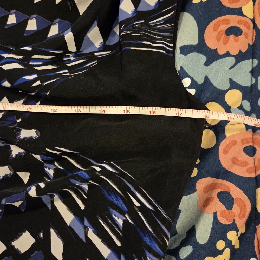 Armani Exchange Black and Blue Geometric Mini Dress - Picture 5 of 11